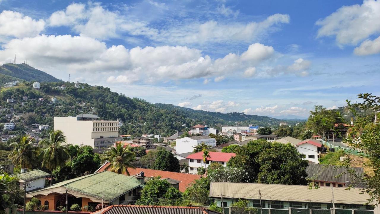 Marvel Hills Kandy Ngoại thất bức ảnh