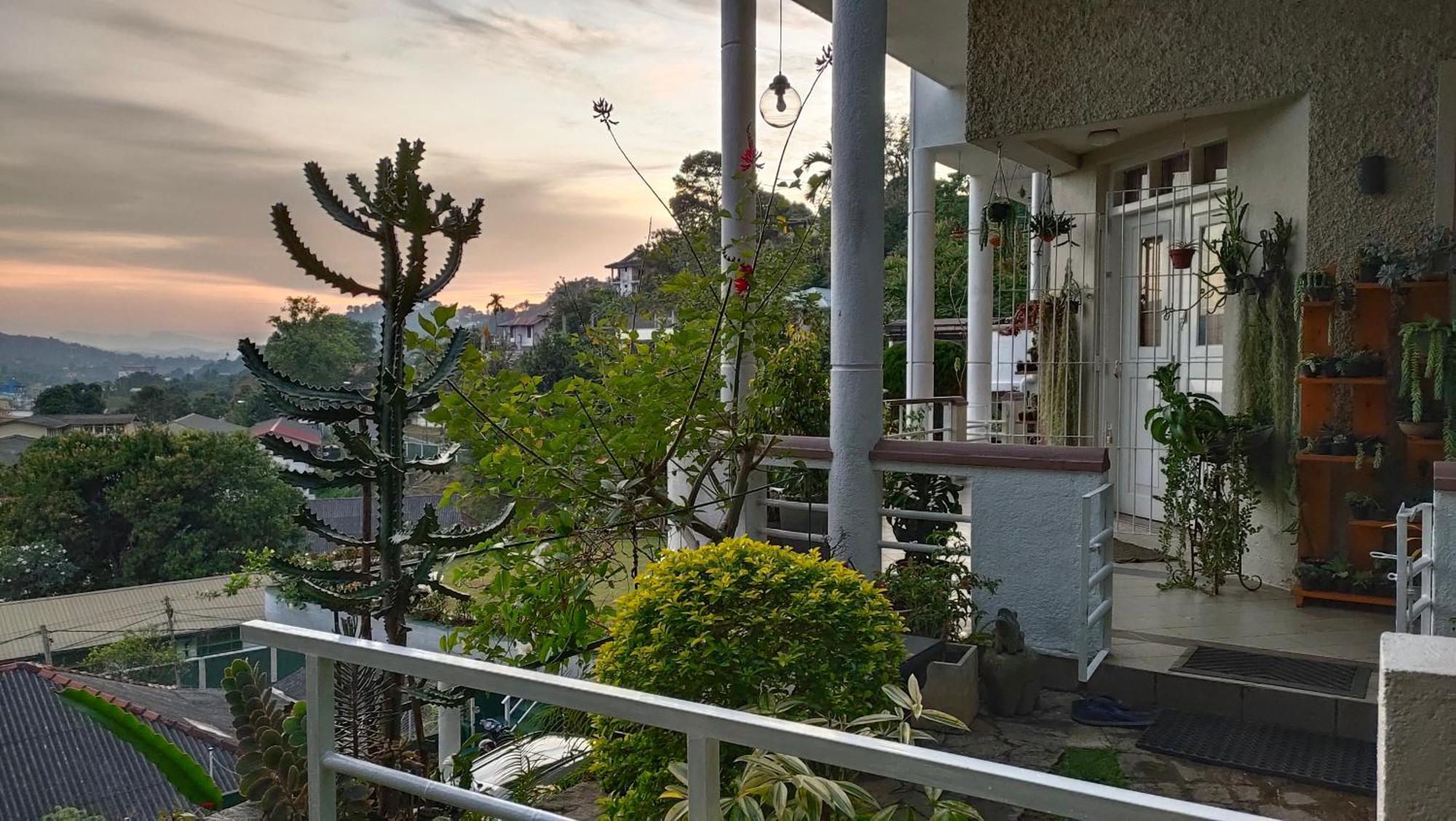 Marvel Hills Kandy Ngoại thất bức ảnh